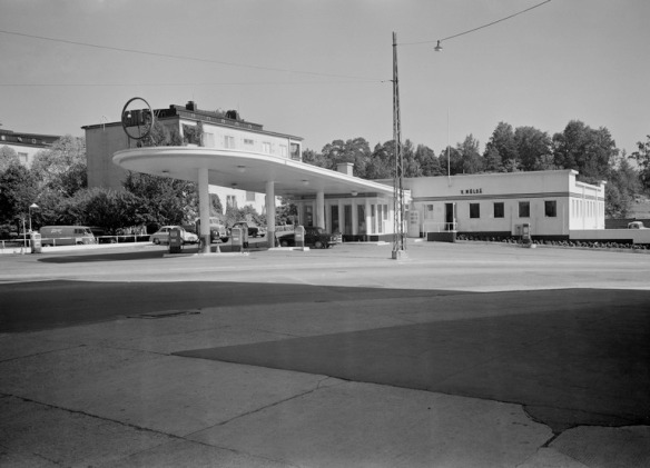 1959 heinäkuu . Bensiiniasema, Gulf, Reijolankatu 3