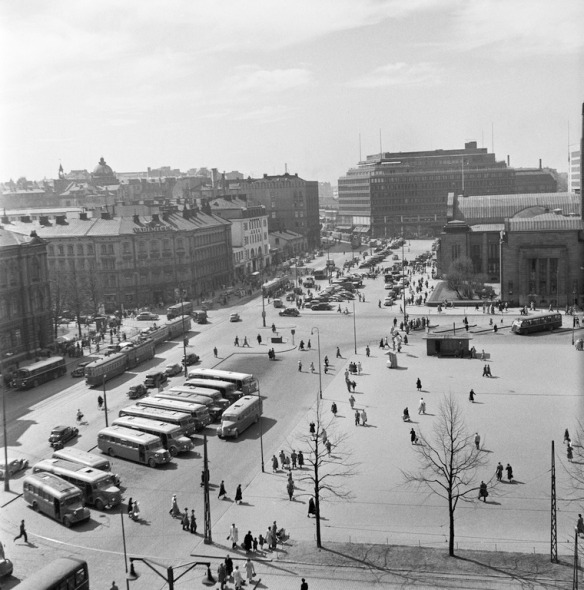 Rautatientori_1950-luvulla_Hgin_kaupunginmuseo_Foto_Roos